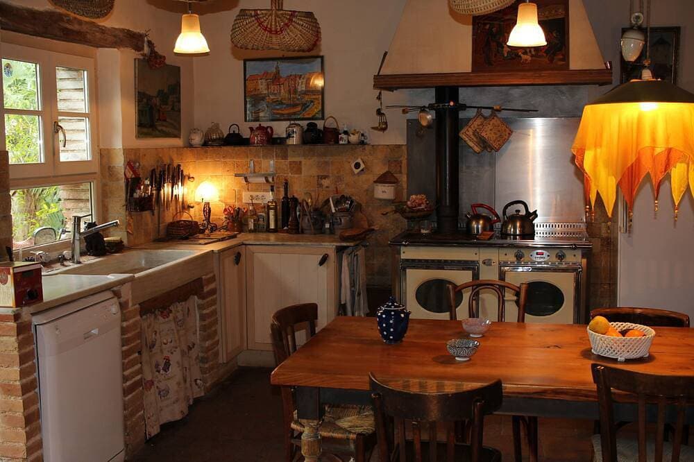 Foto 10 von 13: Charakterhaus mit Garten in einem aus dem 13. Jahrhundert Bastide