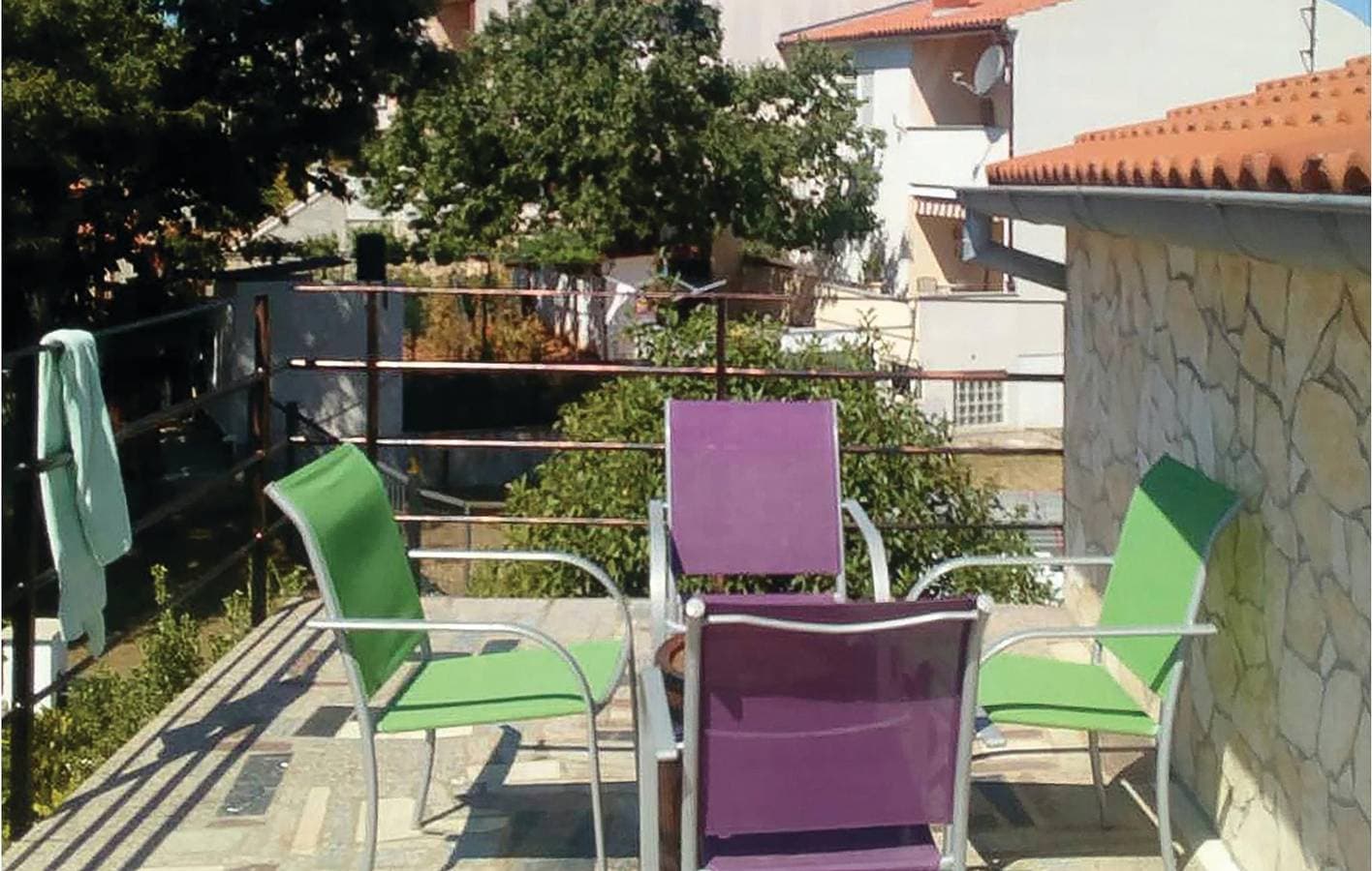 Foto 5 von 20: Modernes 1-Zimmer-Apartment mit Pool, WLAN und Parkplatz in der Nähe des Stadtzentrums von Vintijan