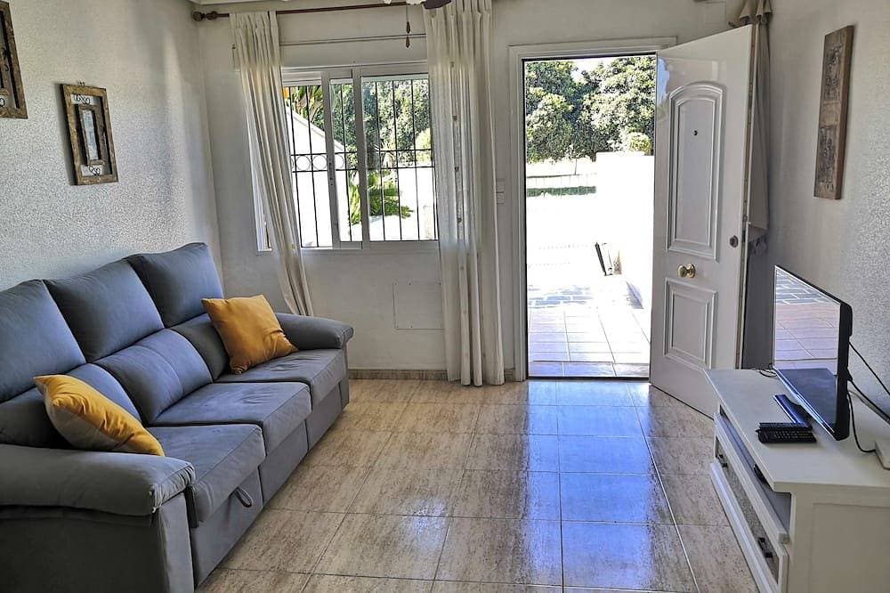 Foto 5 von 17: Air-conned beach holiday home close to  blue-flag beaches, bars and restaurants