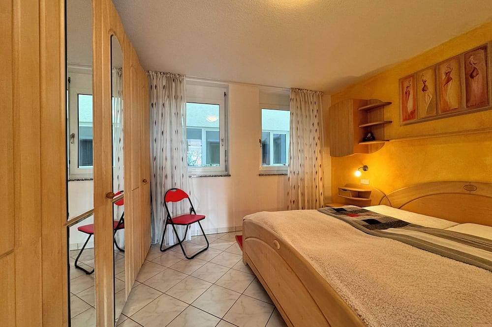Foto 2 von 24: Ferienwohnung an der Meersburg-Therme – Ihr komfortabler Rückzugsort am Bodensee