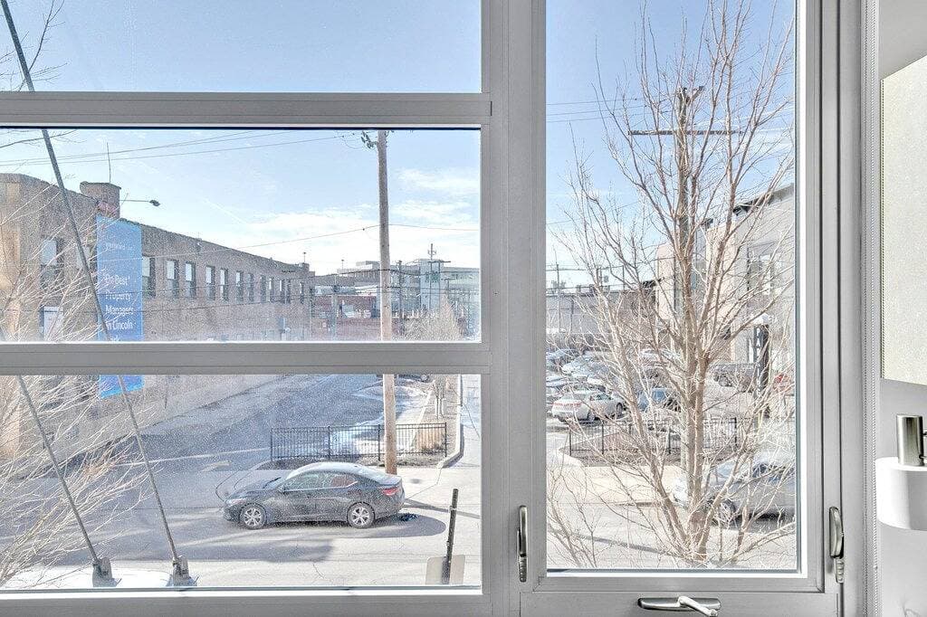 Foto 11 von 22: Hip Lincoln Park Studio w/ W/D & Lounge, 2 blocks from L, by Blueground