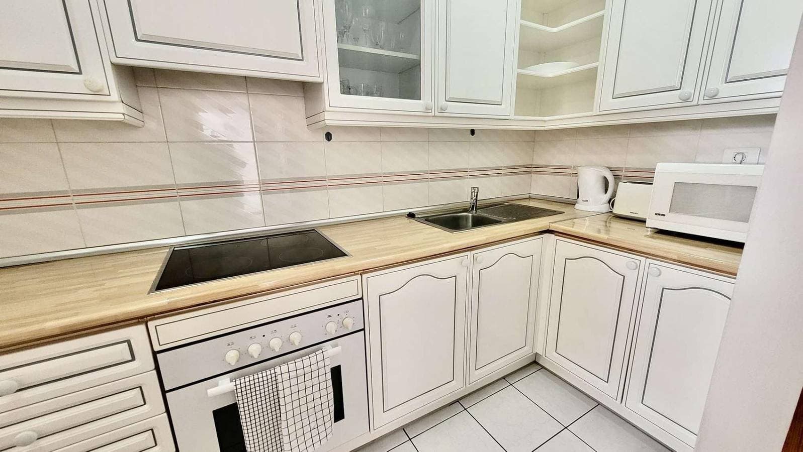 Foto 7 von 77: Villa für 4 Personen mit Kinderpool