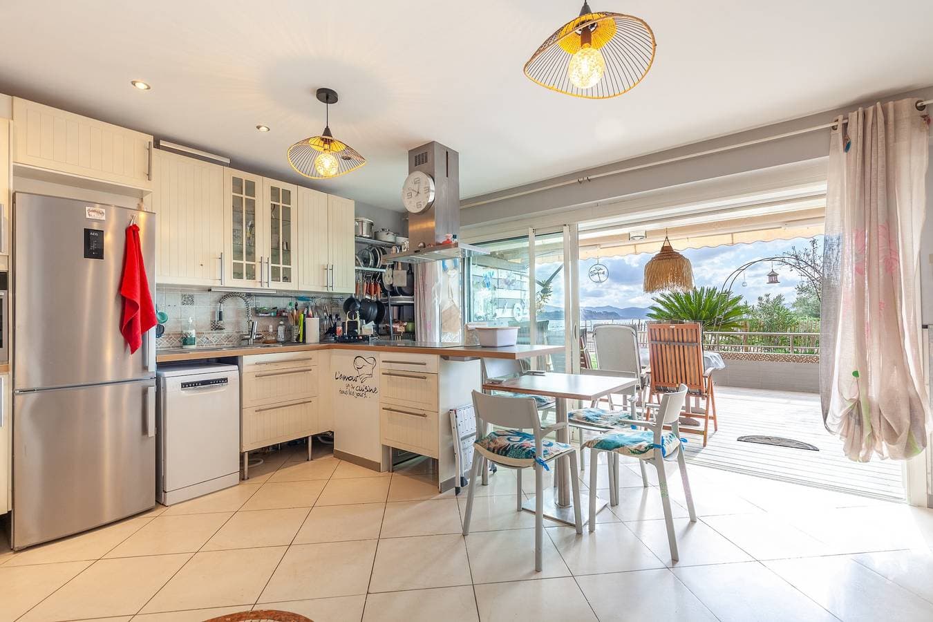 Foto 4 von 20: Apartment am Wasser mit Meerblick, WLAN und Klimaanlage