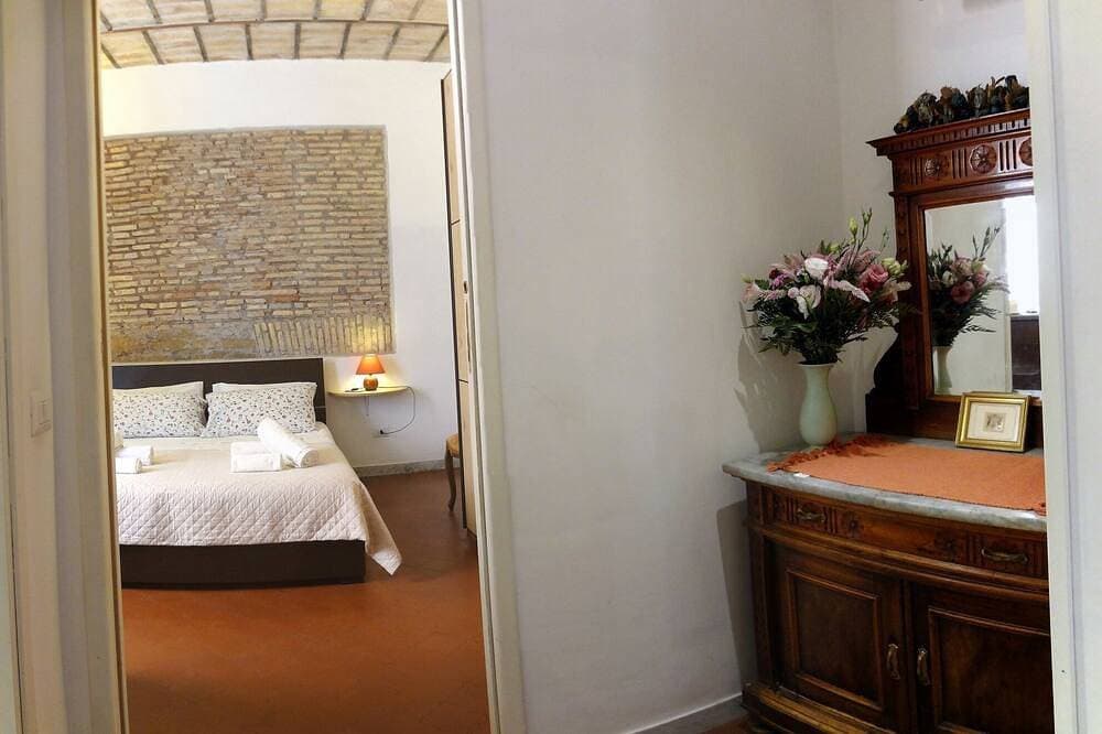Foto 7 von 30: Historisches Zentrum von Rom Trastevere-Piazza Navona, Komfort, Klimaanlage, WiFi, Netflix TV