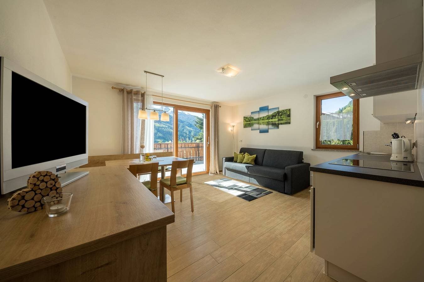 Foto 4 von 18: Gemütliche Ferienwohnung "Pfandlerhof Grün" mit Bergblick, WLAN, Balkon & Garten