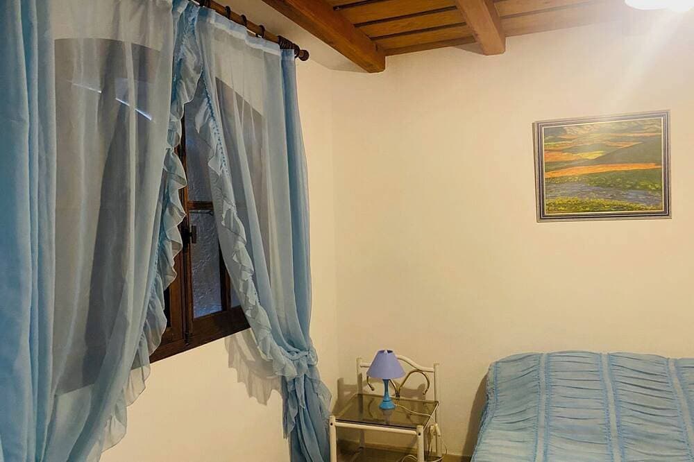 Foto 2 von 25: 👉 Cap Corse—40% Off In September: A Bridge Between The Sea And The Mountains!
