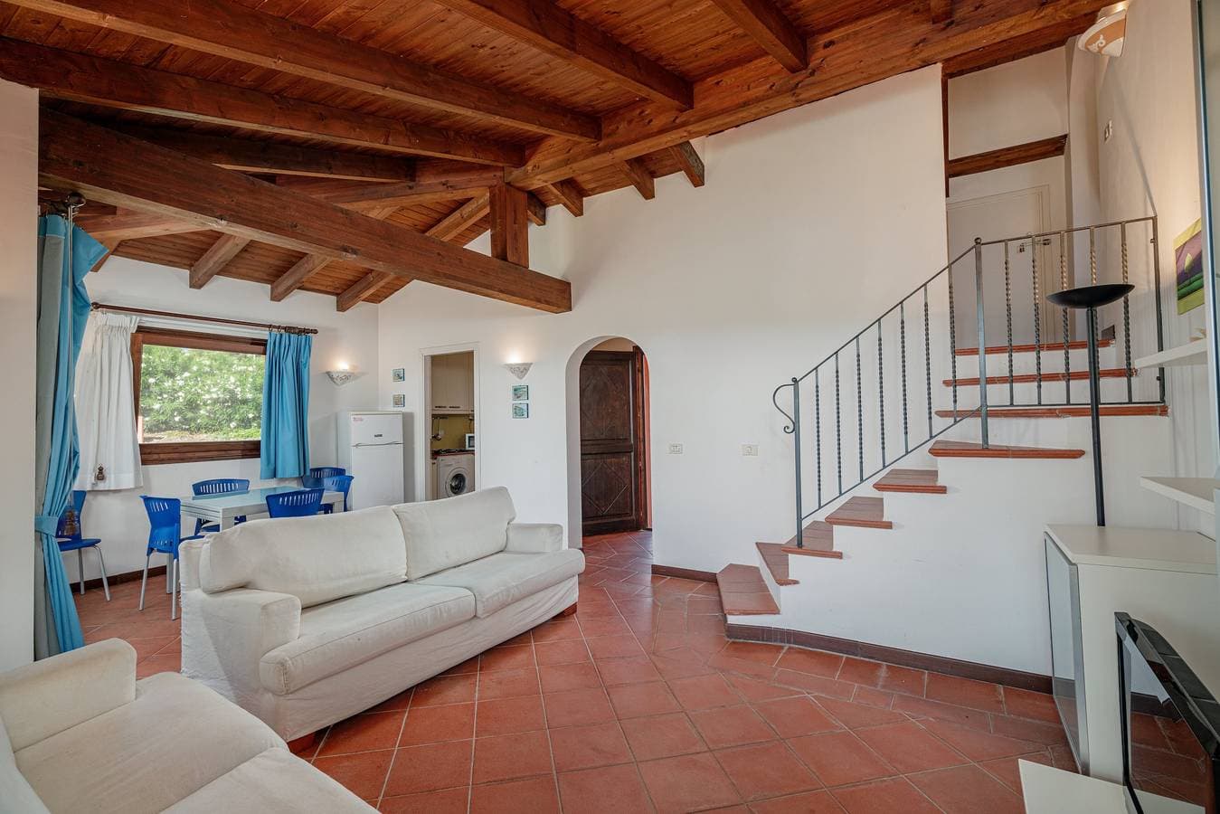 Foto 13 von 28: Villa 'Alba Piscina Vista Mare' mit Meerblick, Wi-Fi und Klimaanlage