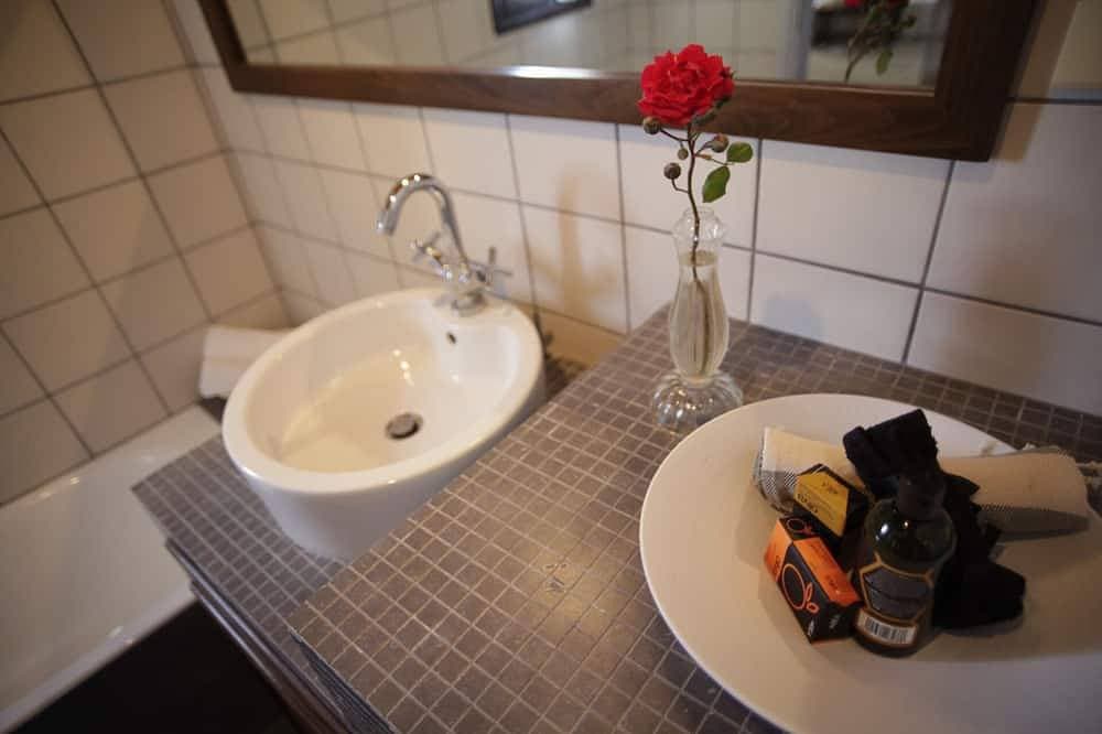 Foto 8 von 30: 1891 Home verkörpert Entspannung mit magischen Ausblicken im Herzen des Dorfes