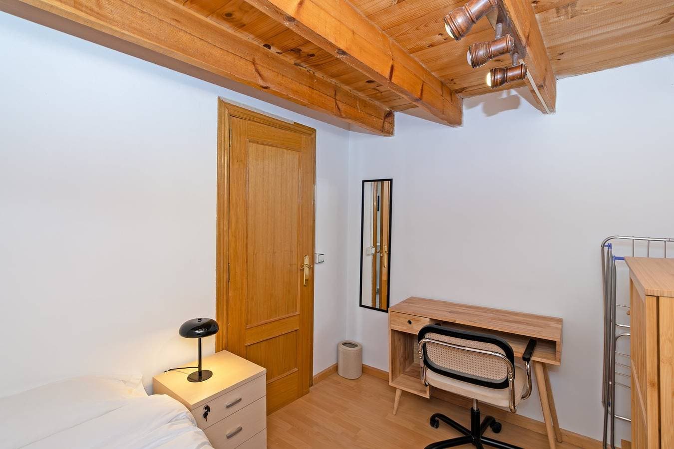 Foto 12 von 23: Ferienwohnung für 3 Personen mit Balkon
