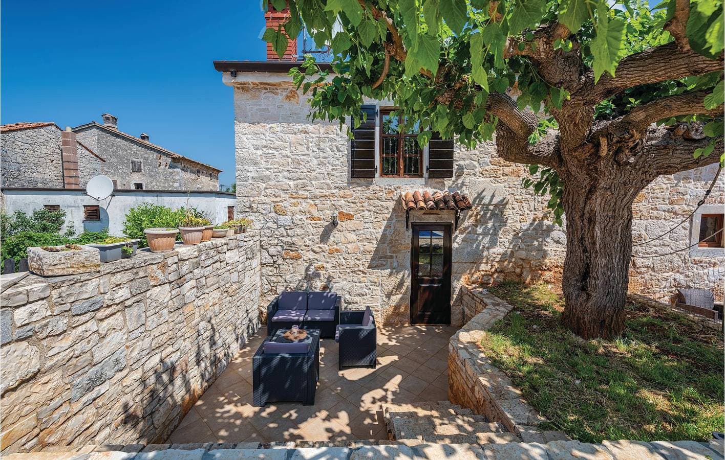 Foto 5 von 28: Gemütliche Ferienwohnung mit Pool und Terrasse in der Nähe des Buffet Jama
