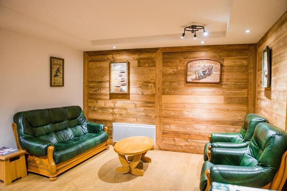 Foto 4 von 30: Parkmöglichkeiten, fernseher, schließfach für die skier, 34m², La Norma