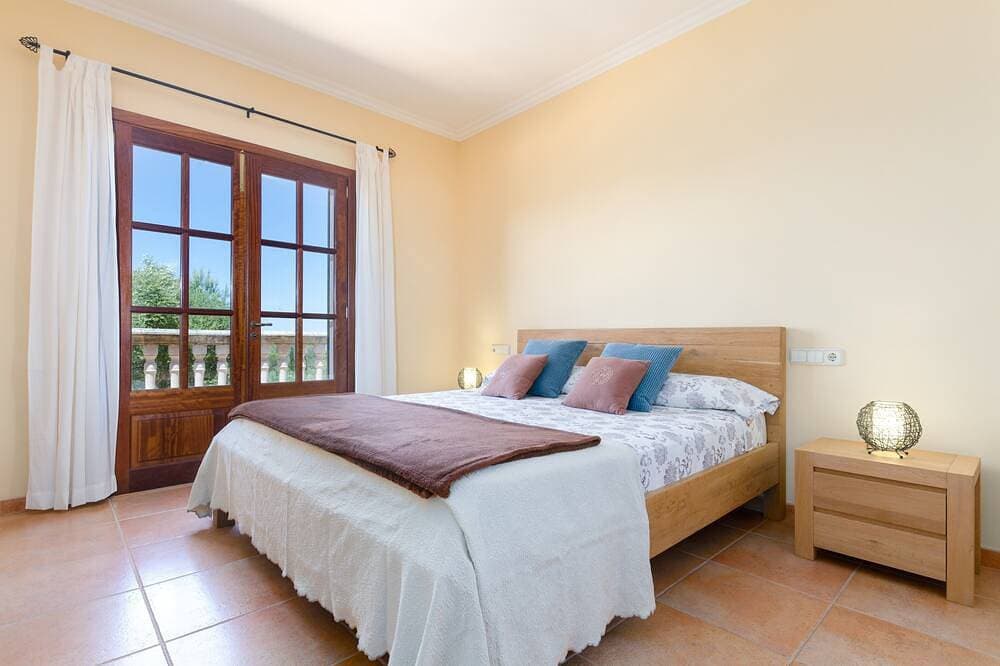 Foto 11 von 30: Es Vedat  6- Ferienhaus mit privaten Pool in Lloret De Vistalegre. WiFi gratis