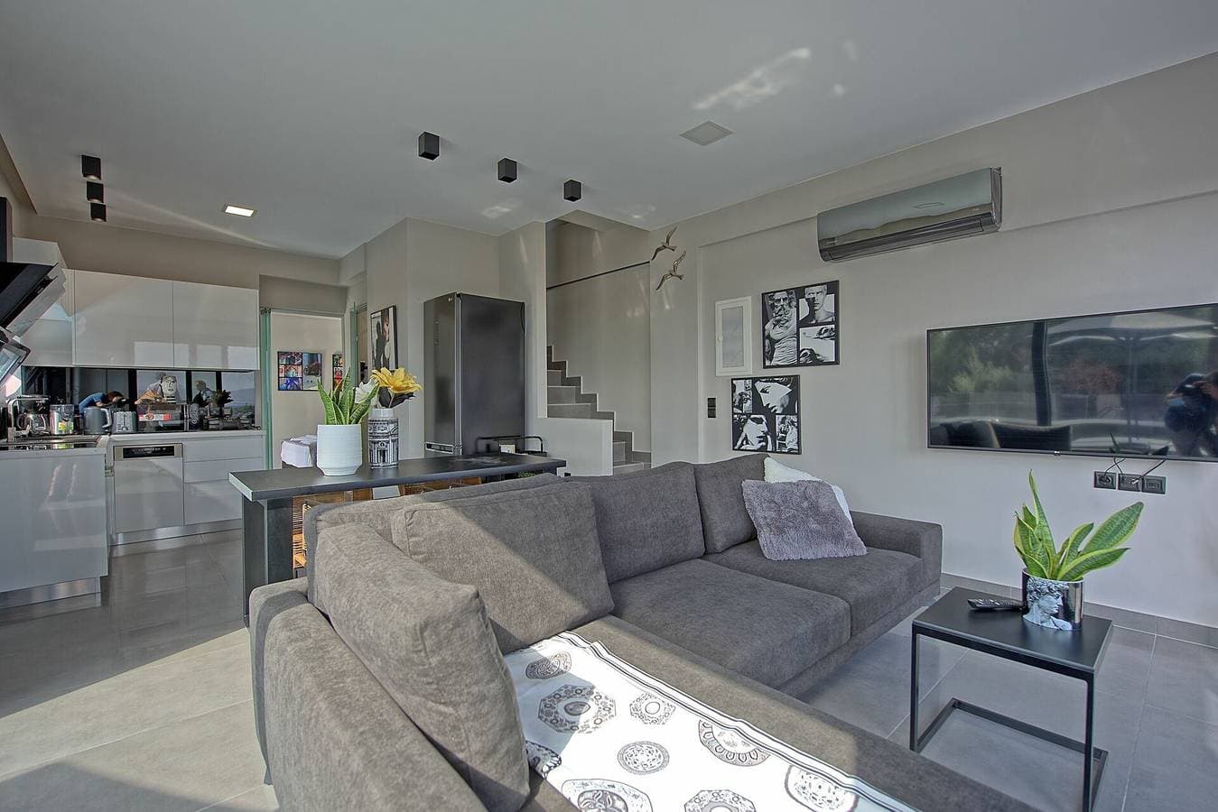 Foto 13 von 27: Villa für 5 Personen mit Balkon