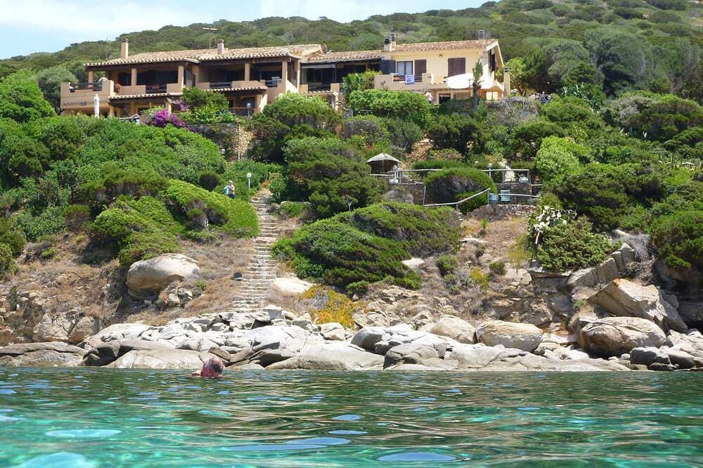 Foto 7 von 30: Studio Waterfront Cala Caterina, Villasimius, direct access to the beach, Wi-Fi