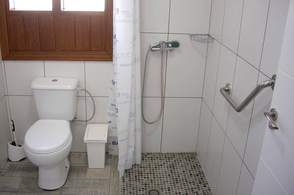 Foto 7 von 30: Zwei Barrancos (3). - 1 Schlafzimmer mit Doppelbett, Wohnküche, Schlafsofa, Badezimmer. Pool