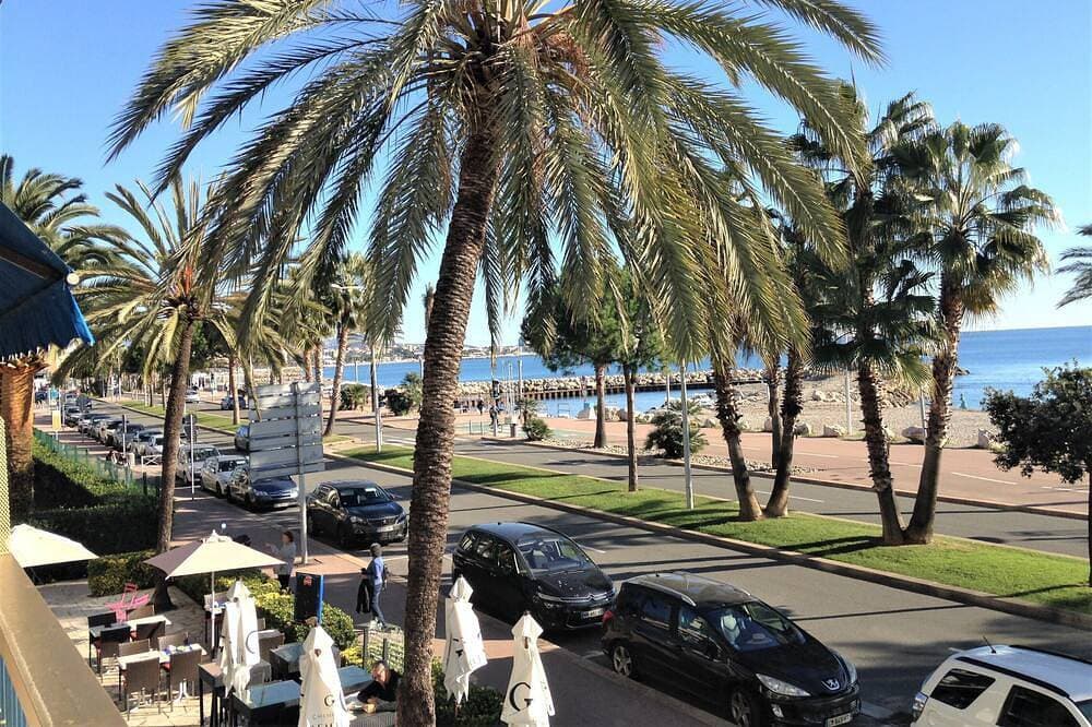 Foto 11 von 24: Luxuriöses Appt 2P - Terrasse am Meer - Parkplatz - WLAN - Hippodrome