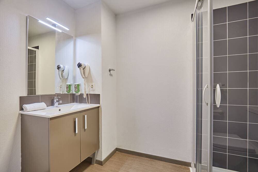 Foto 8 von 30: Super Endroit !! Studio Climatisé mit Wi-Fi Gratuit
