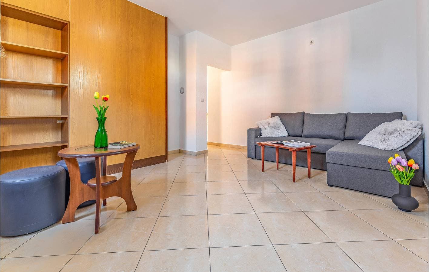Foto 5 von 27: Gemütliche 1-Zimmer-Wohnung mit WLAN und Terrasse, 1,5 km vom Strand Bijeca entfernt