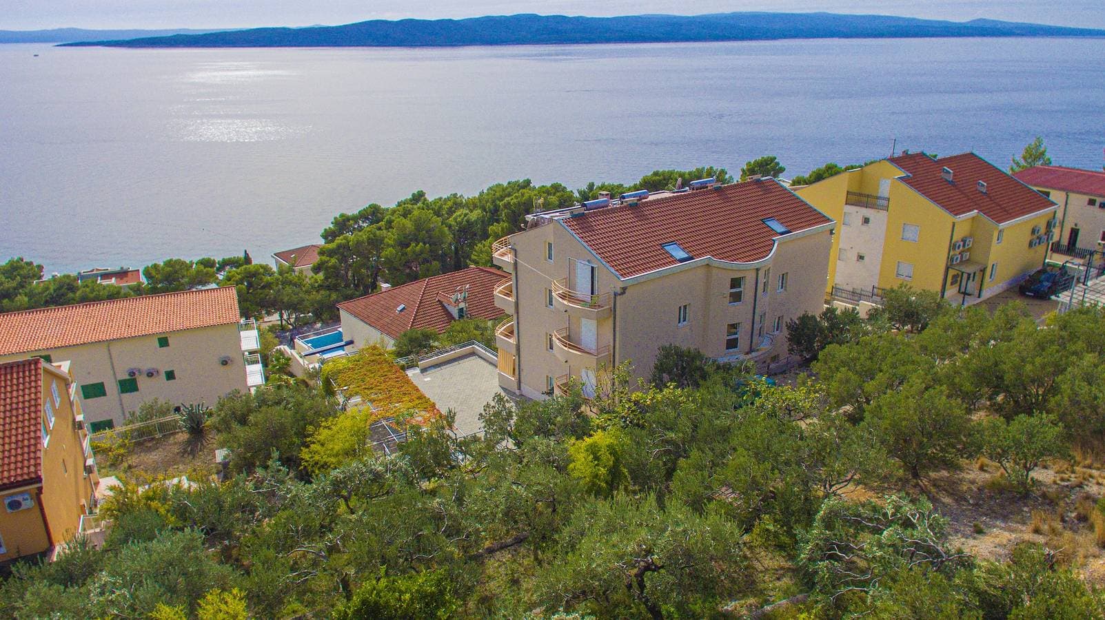 Foto 4 von 22: Studio Appartement mit Terrasse und Meerblick Brela, Makarska As-20065-a
