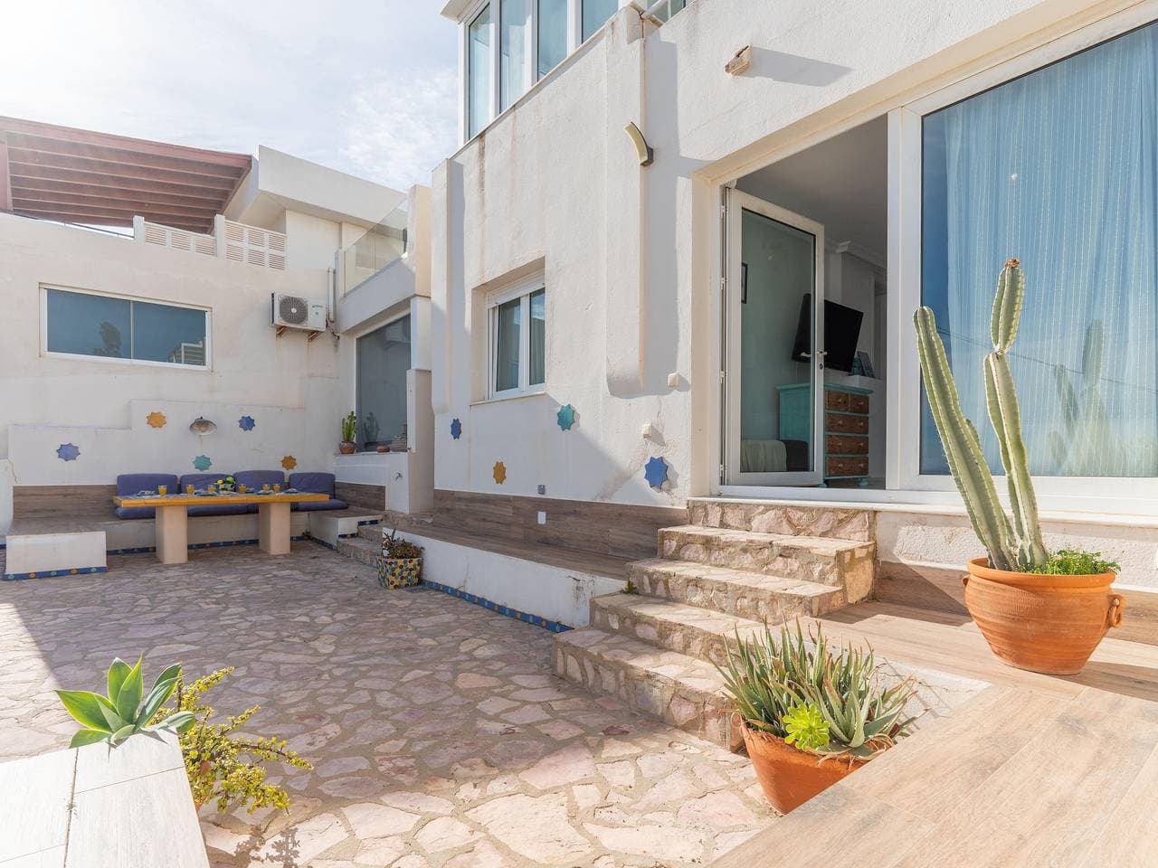 Foto 7 von 54: Küstenurlaub mit privatem Pool für 6