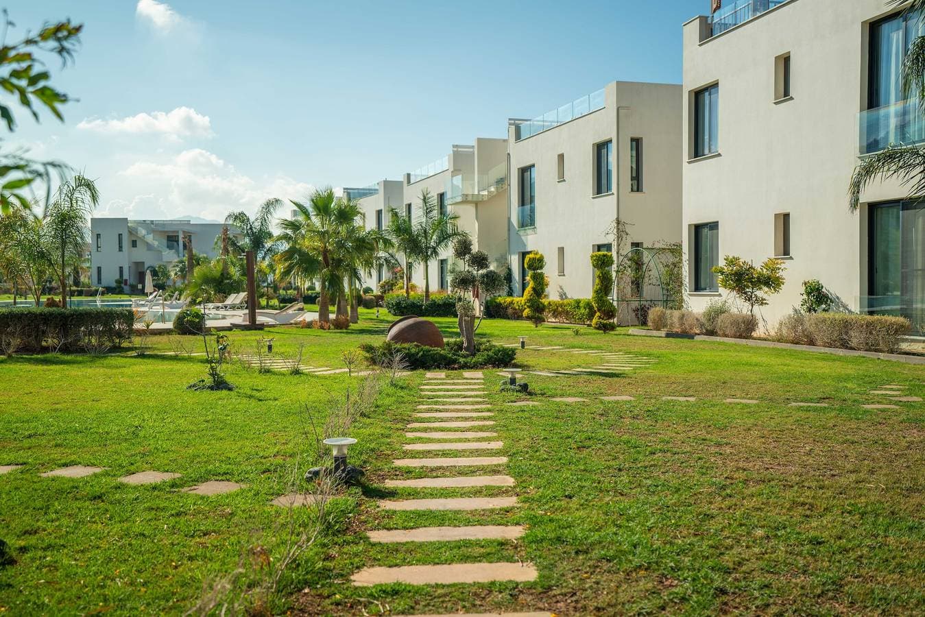 Foto 5 von 9: Charmantes und wunderschön eingerichtetes Apartment mit direktem Zugang zum Pool