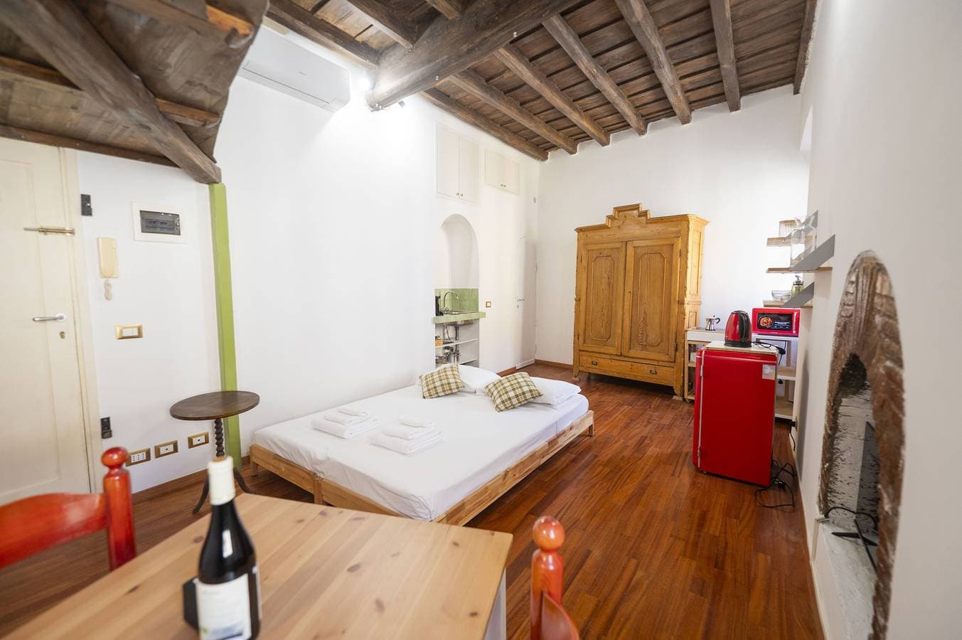 Trastevere Romantic Nest 1