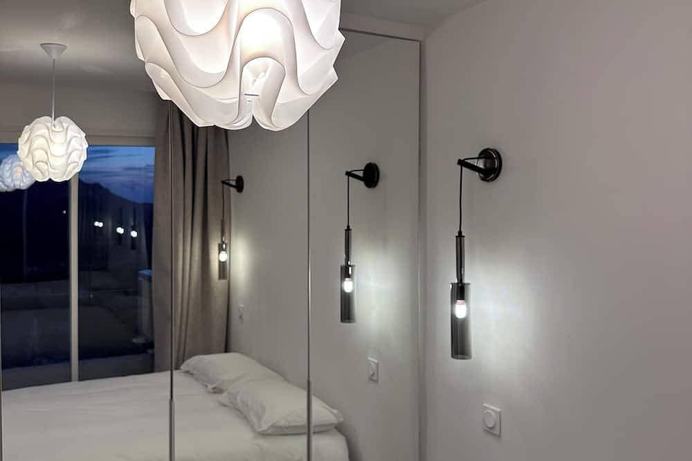 Foto 4 von 13: Appartement Contemporain Rénové Entre Terre et mer Avec Piscine