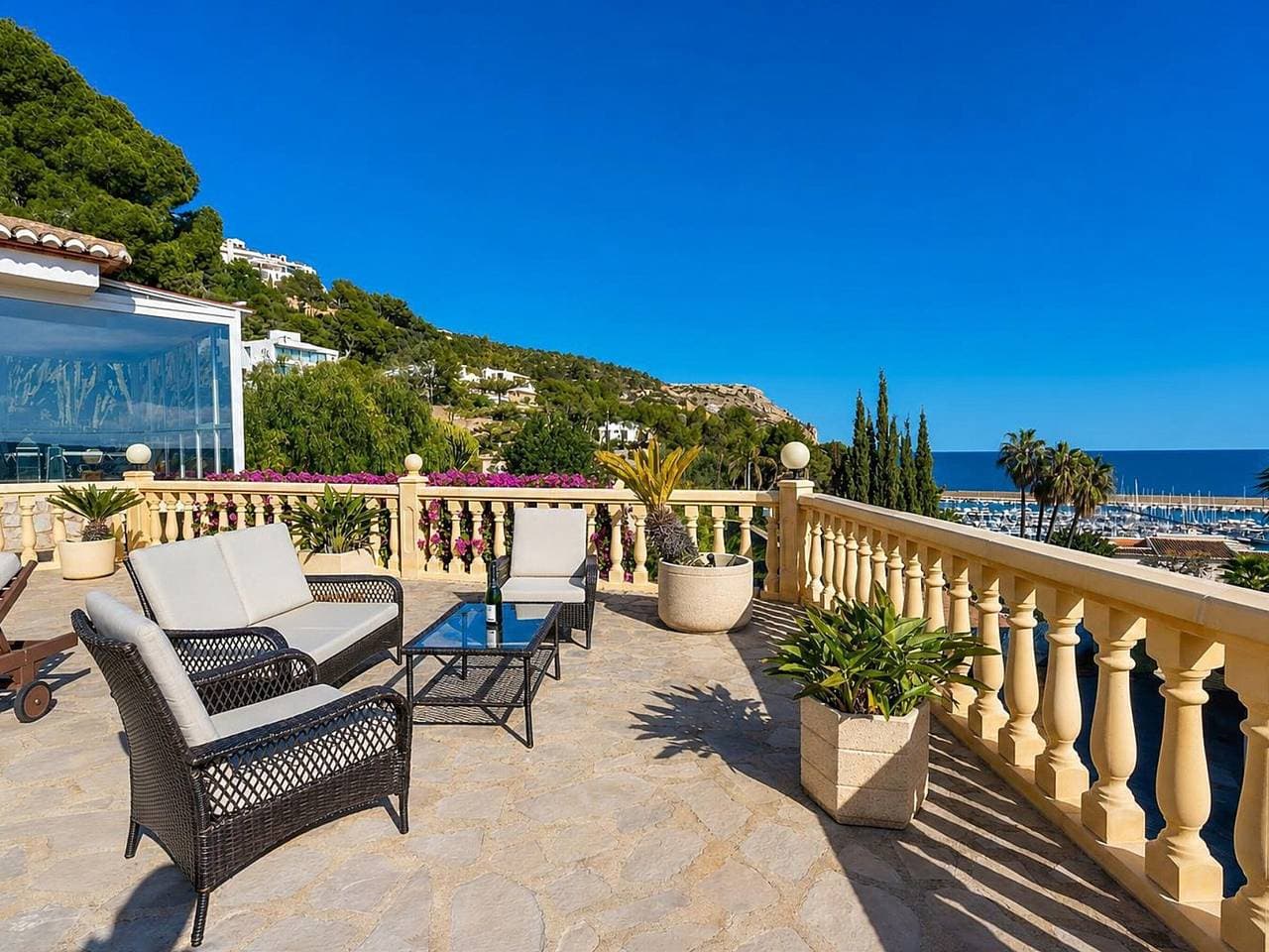 Foto 3 von 15: Luxusvilla in Javea mit privatem Pool und Klimaanlage nahe am Strand