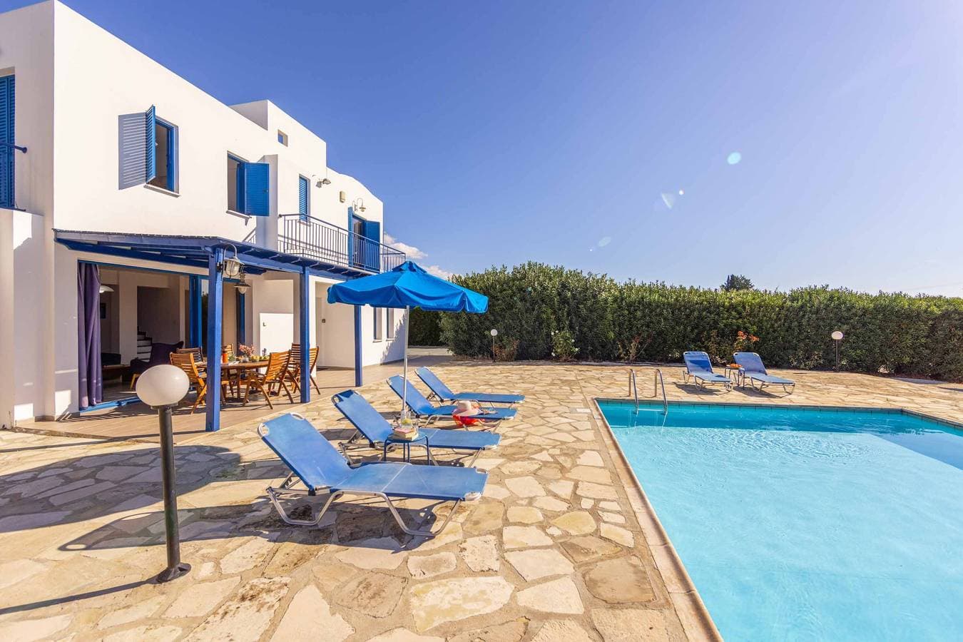 Foto 5 von 34: Villa für 6 Personen mit Balkon