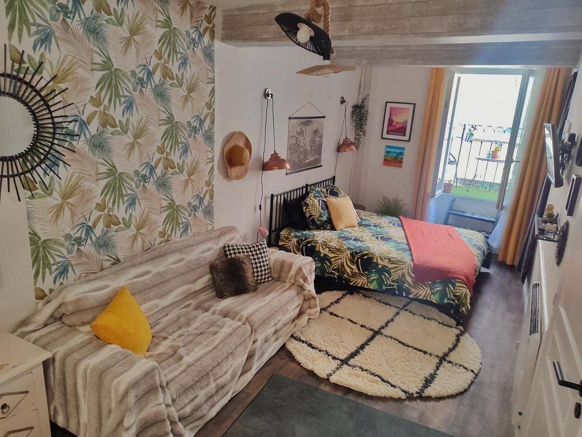 Foto 4 von 19: One-Bedroom Apartment
