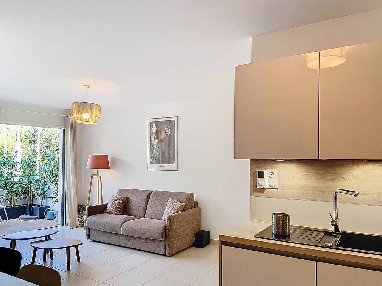 Foto 6 von 26: Luxus-Apartment, 2 Schlafzimmer, Terrasse, Pool, Parkplatz, 150m vom Strand - Saint-Cyr-sur-Mer