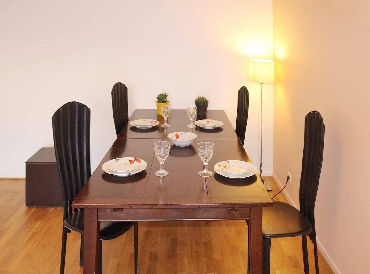 Foto 2 von 18: Ferienwohnung für 5 Personen mit Garten