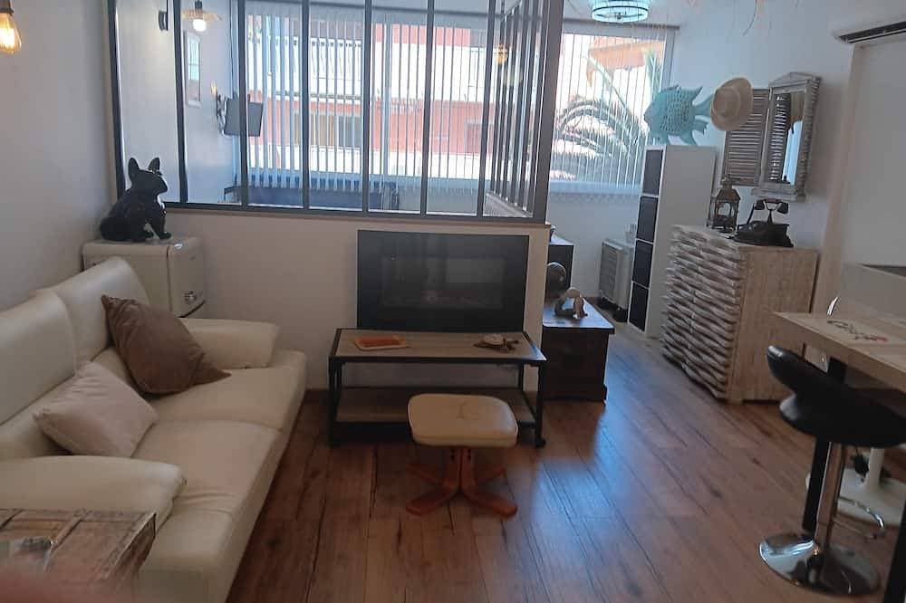 Foto 5 von 6: Air-conditioned apartment 4 pers beach, port and shops at the foot of the residence