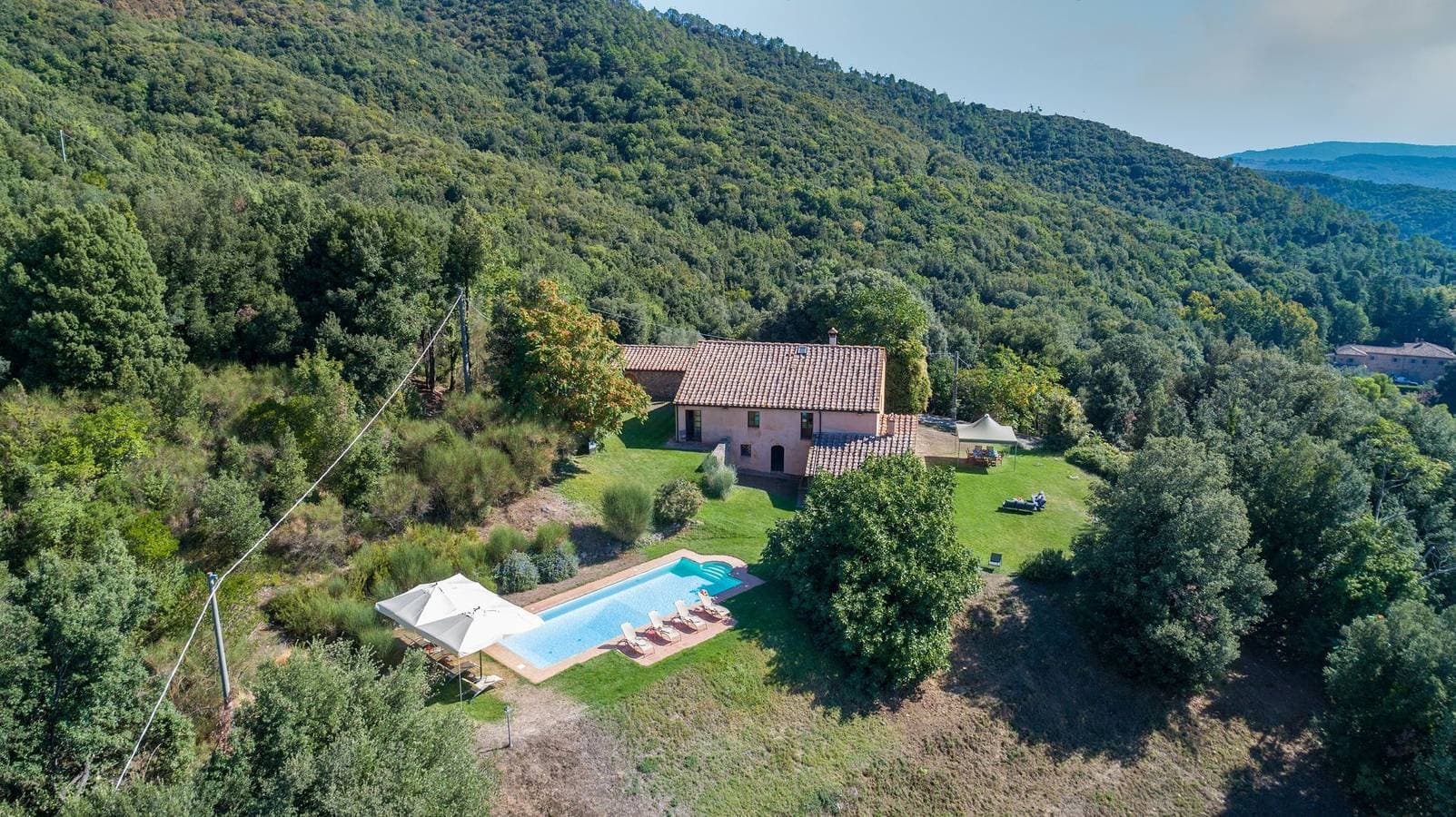 Foto 5 von 44: Villa für 8 Personen mit Pool