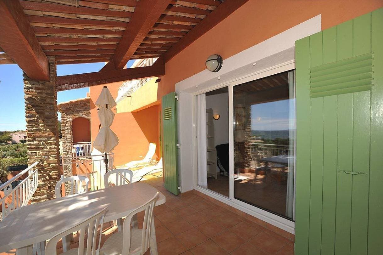 Foto 8 von 26: (6) Apartments mit Beheiztem Pool und Blick Aufs Meer zu 10 meter vom Strand