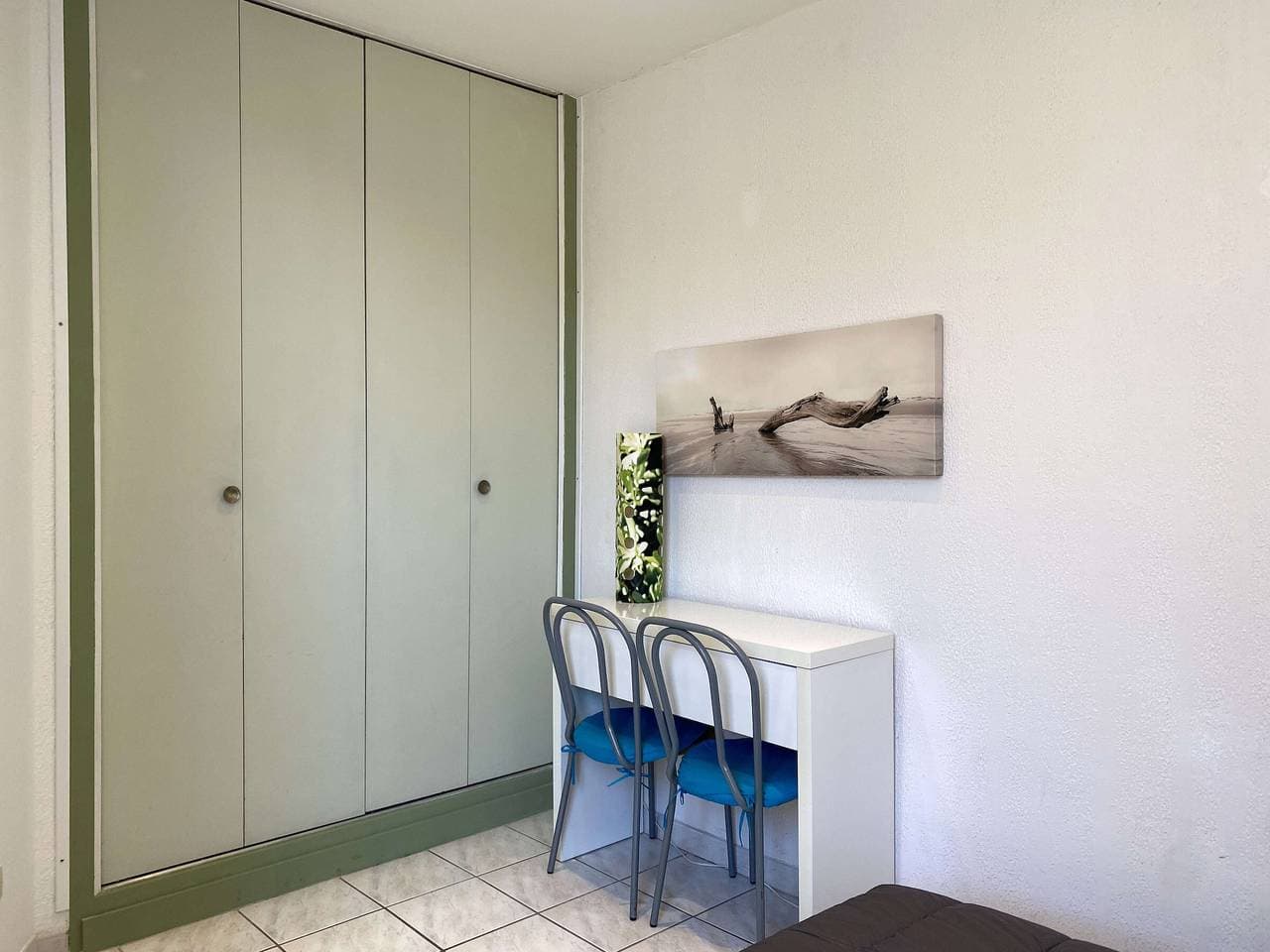 Foto 11 von 14: Helle 2-Zimmer-Wohnung mit Terrasse und Klimaanlage