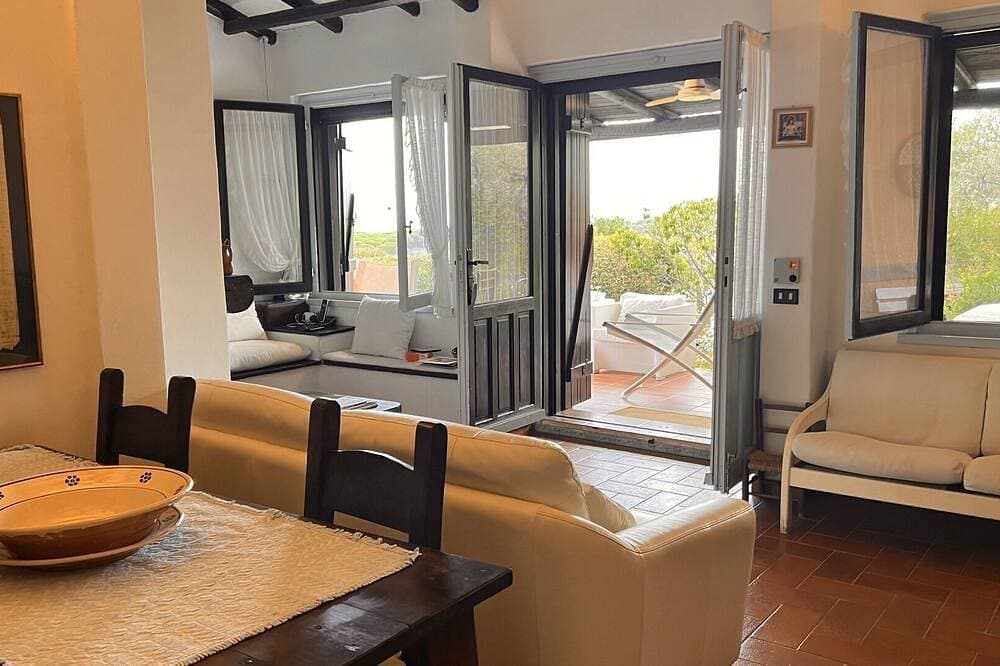 Foto 13 von 24: Schönes alleinstehendes Ferienhaus mit Klimaanlage,  W-Lan, Pool, TV und Panoramablick