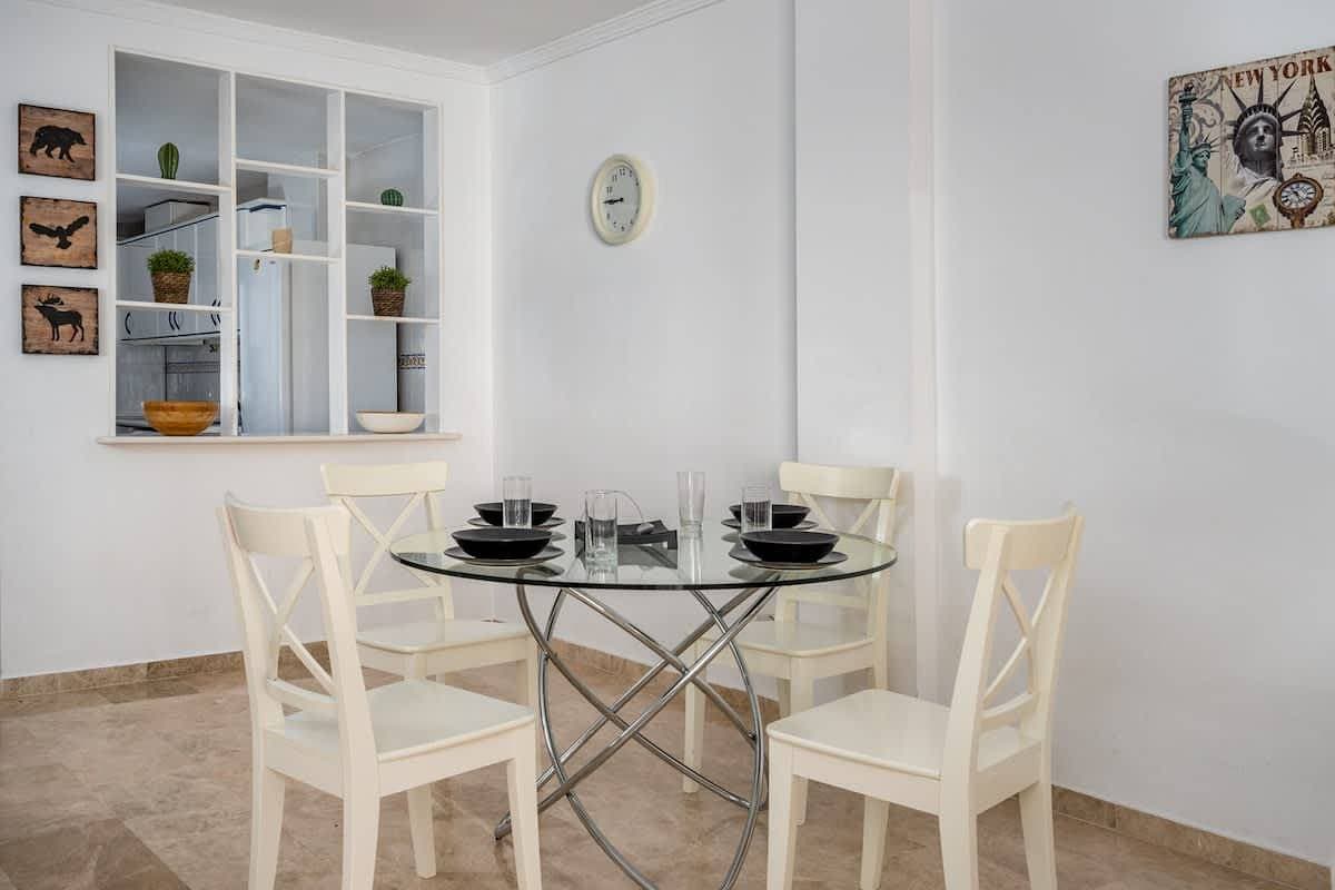Foto 7 von 32: Calahonda Park flat by Costarentals
