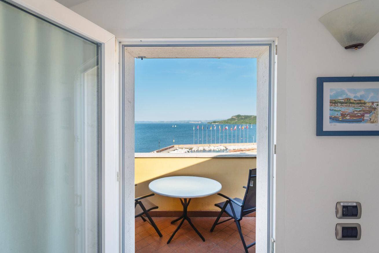 Foto 7 von 25: ApartmentsGarda - Baia Del Garda 5