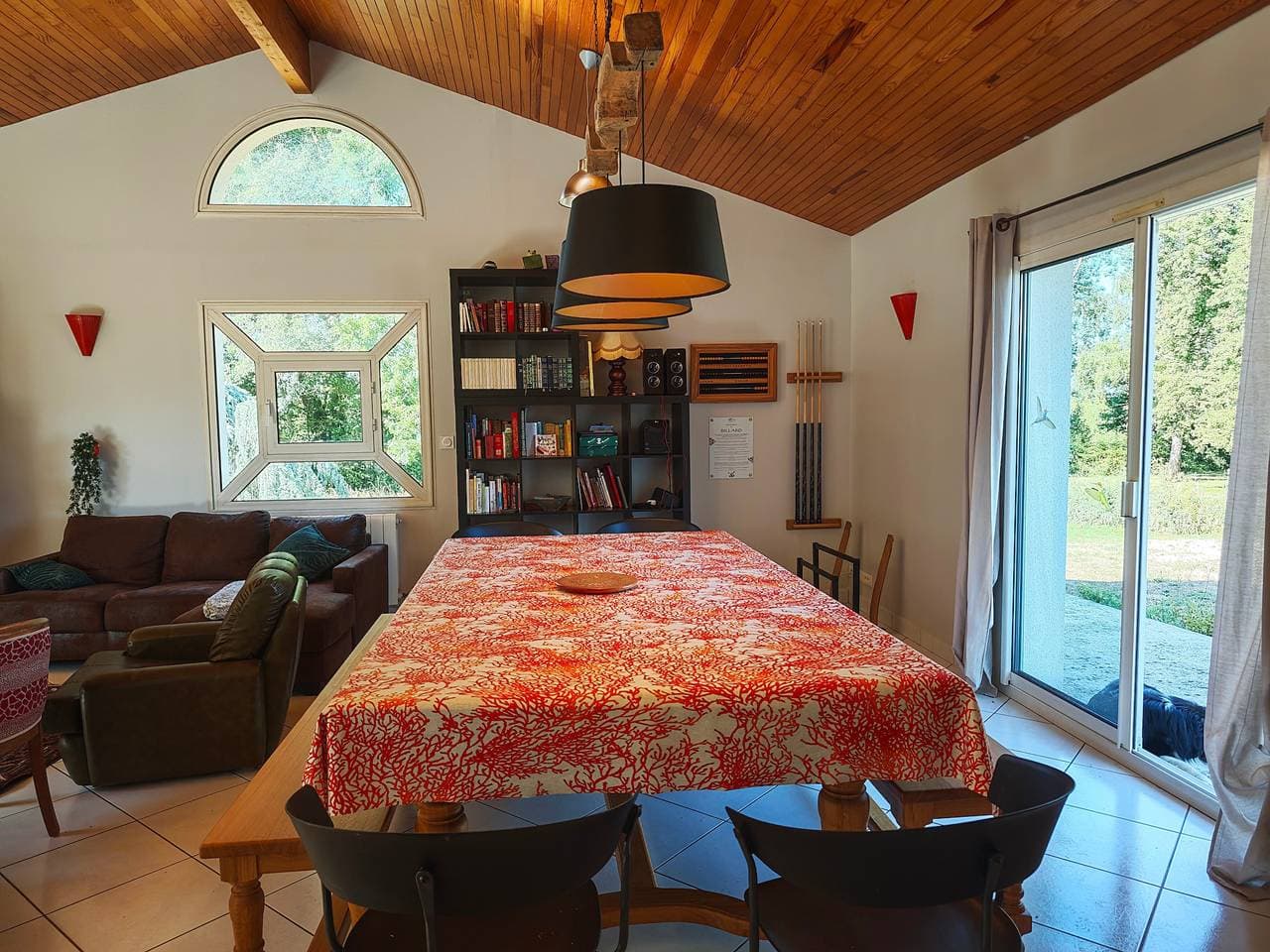 Foto 7 von 40: Ferienhaus für 12 Personen mit Whirlpool