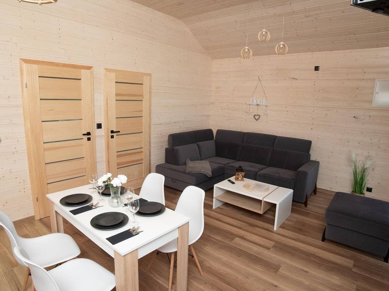Foto 3 von 30: Ferienhäuser mit Terrassen, in Strandnähe