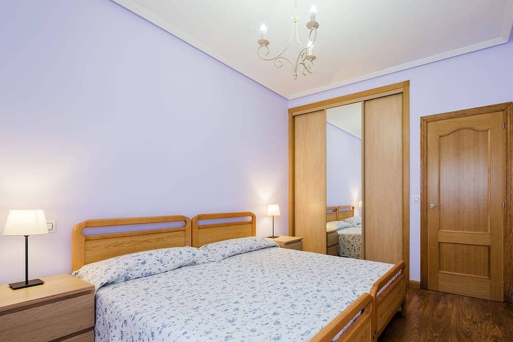 Foto 3 von 22: Apartamento Céntrico Candás