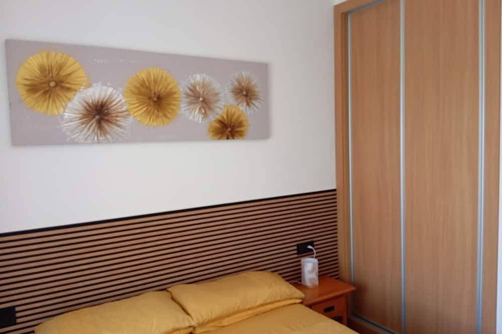Foto 3 von 30: Burriana Strand, 50m2. 1 Schlafzimmer Apartment mit Pool - 7 Minuten zu Fuß vom Strand entfernt.