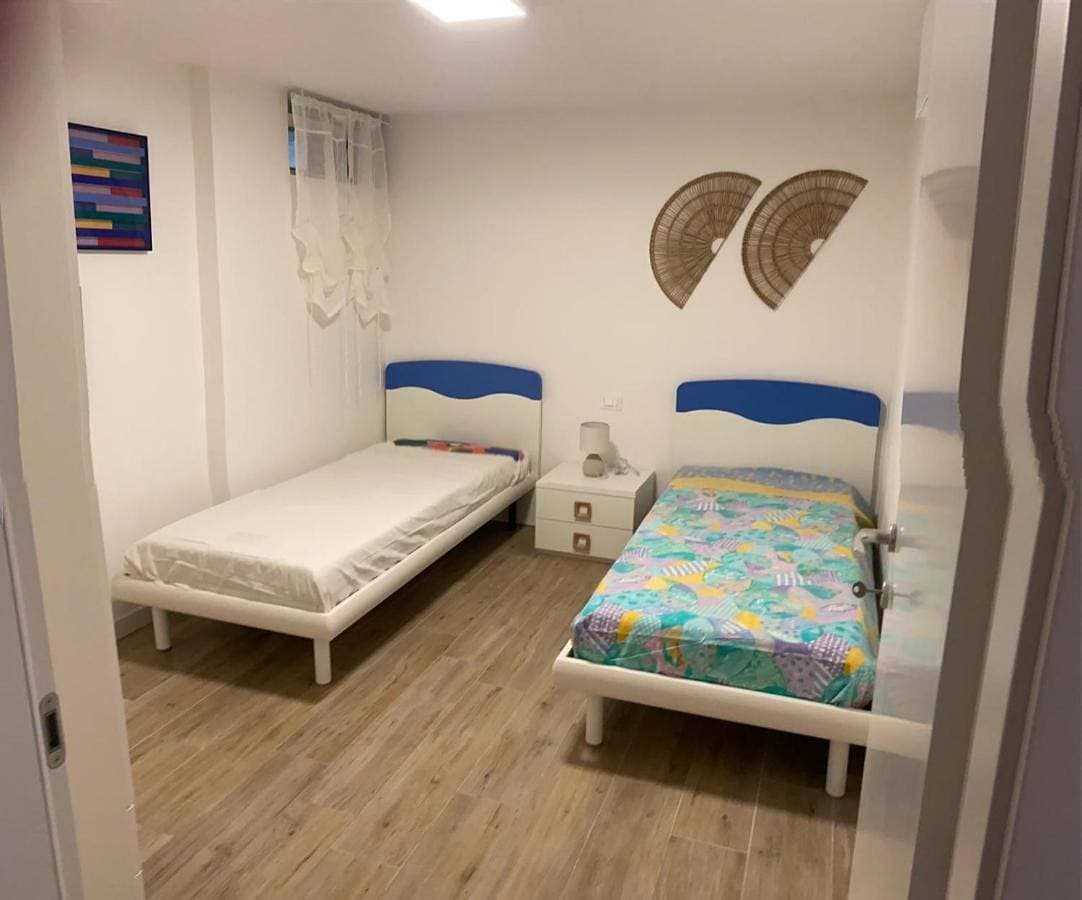 Foto 5 von 9: Two-Bedroom Apartment