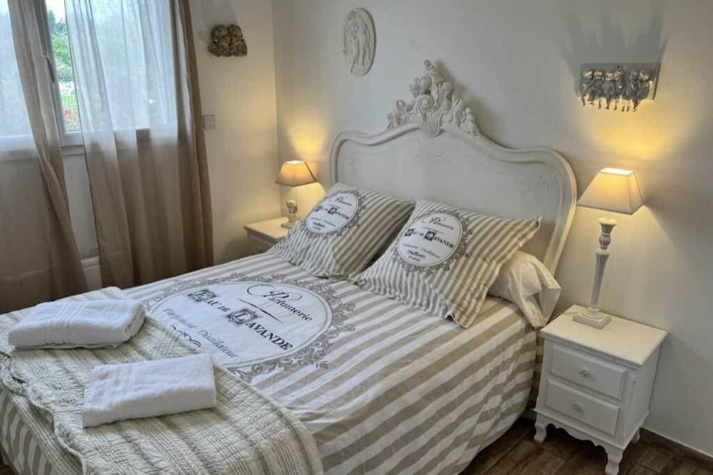 Foto 2 von 11: Villa Marguerite: The beach and restaurants are just 3 minutes away
