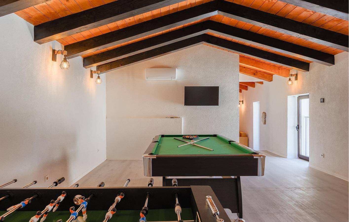 Foto 12 von 36: Gemütliche 1-Zimmer-Wohnung mit Pool, Terrasse und WLAN