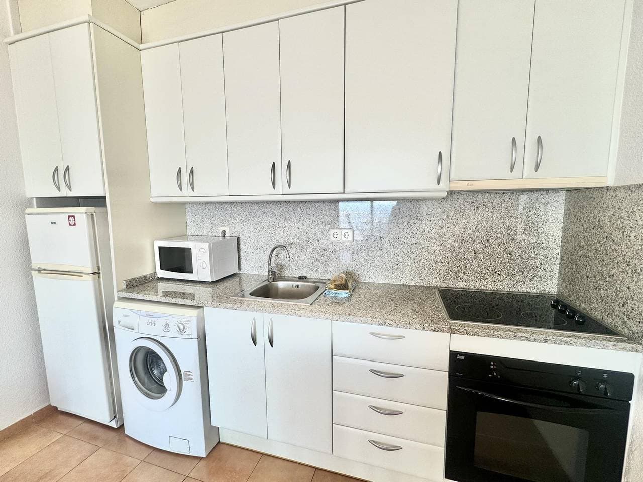 Foto 10 von 20: Ferienwohnung für 4 Personen mit Meerblick