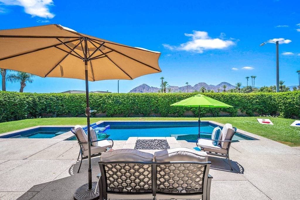 Foto 11 von 49: Spacious Retreat | Newly Remodeled Pool & Spa | Mountain Views | Perfect for Family Getaways