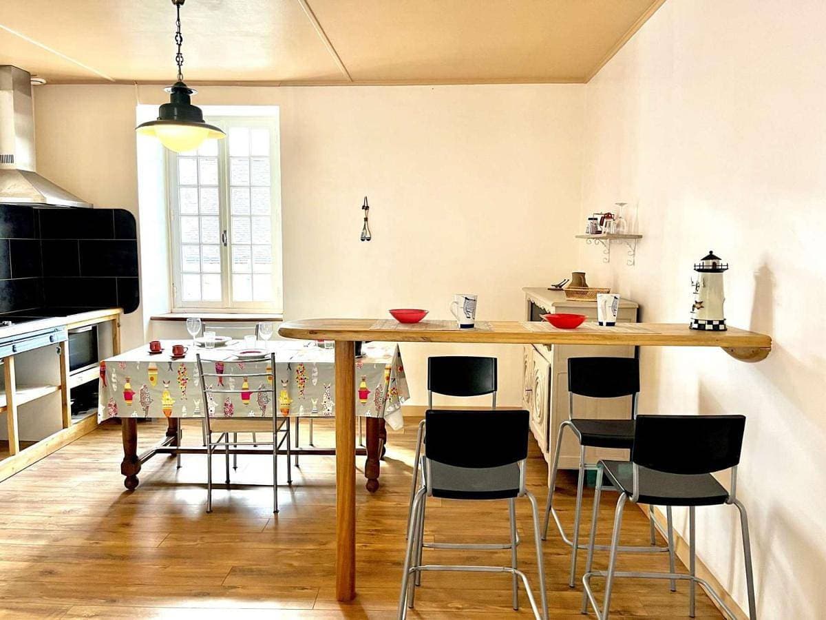 Spacieux studio 48 m², cœur de ville, Étretat - FR-1-479-221 1