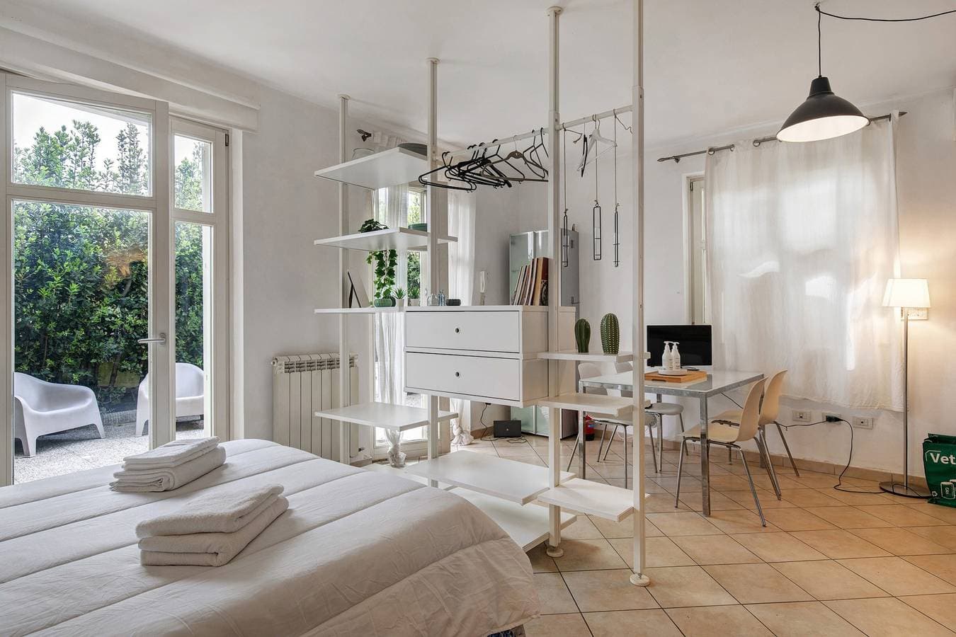 Foto 4 von 19: Apartment 'Charming in Lucca' mit privatem Garten, WLAN und Klimaanlage